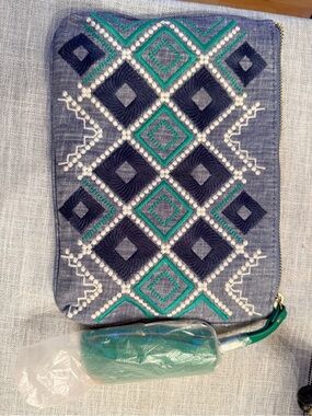 Merona Embroidered Diamond Pattern Wristlet Clutch in Navy & Teal